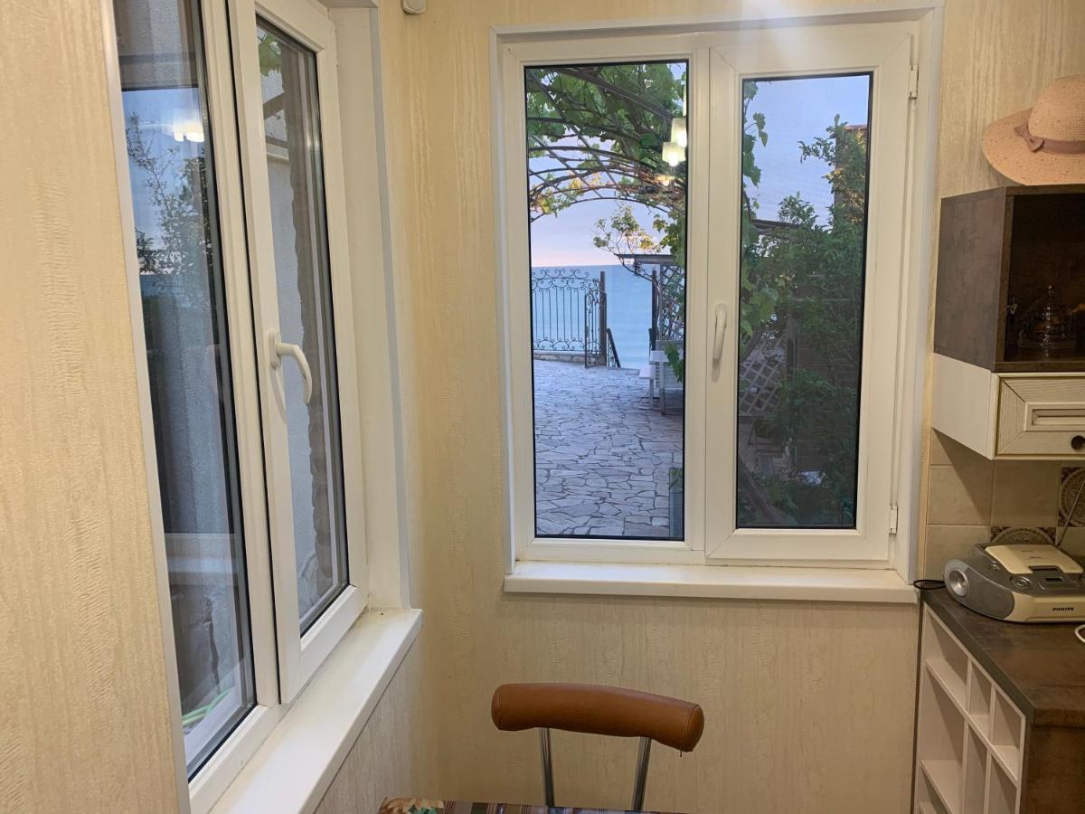 Guest House Dacha Nova Dofinivka Экстерьер фото